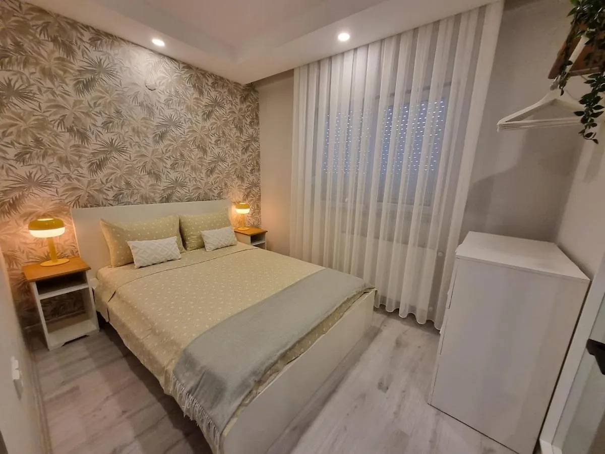 Central Location 2 Bedroom Apt Antalya